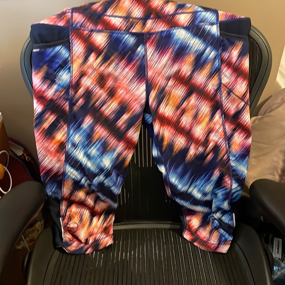 Athleta capris size xl